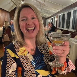 Meet your Posher, Stacy